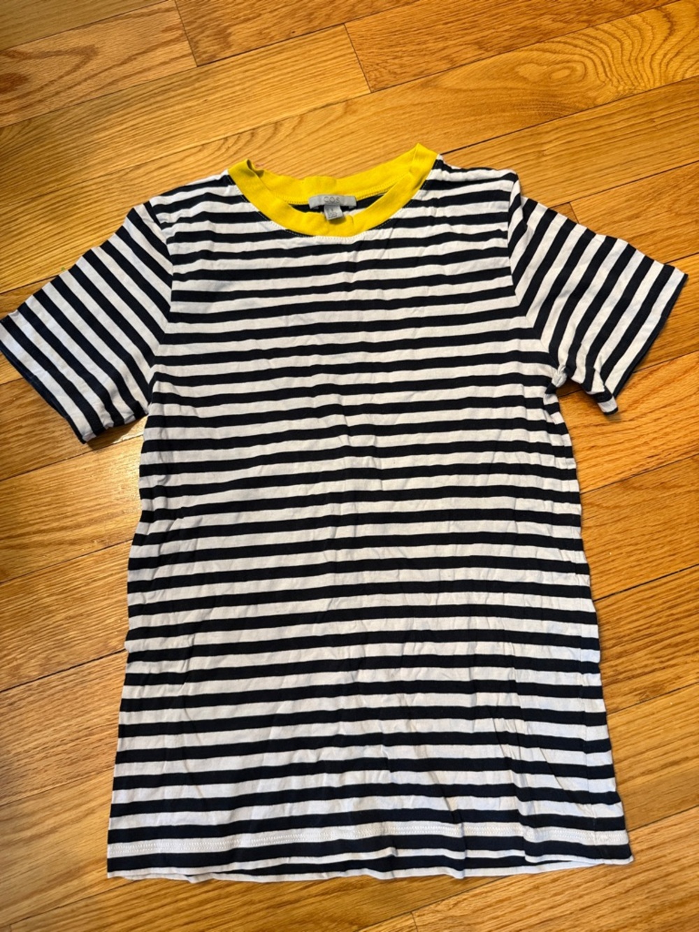 COS Black & Ecru Striped Tee with Yellow Collar XS